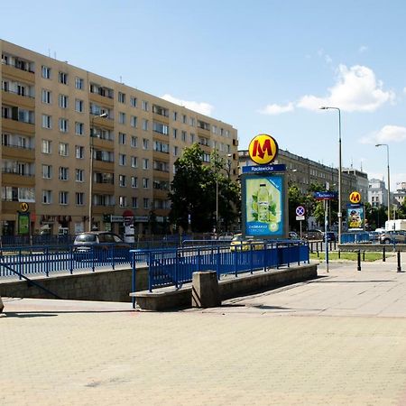 New Life Apartment Next To Metro Station Varşova Dış mekan fotoğraf