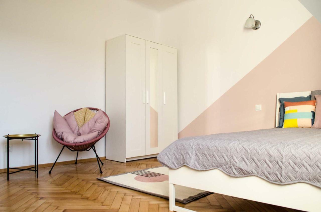 New Life Apartment Next To Metro Station Varşova Dış mekan fotoğraf