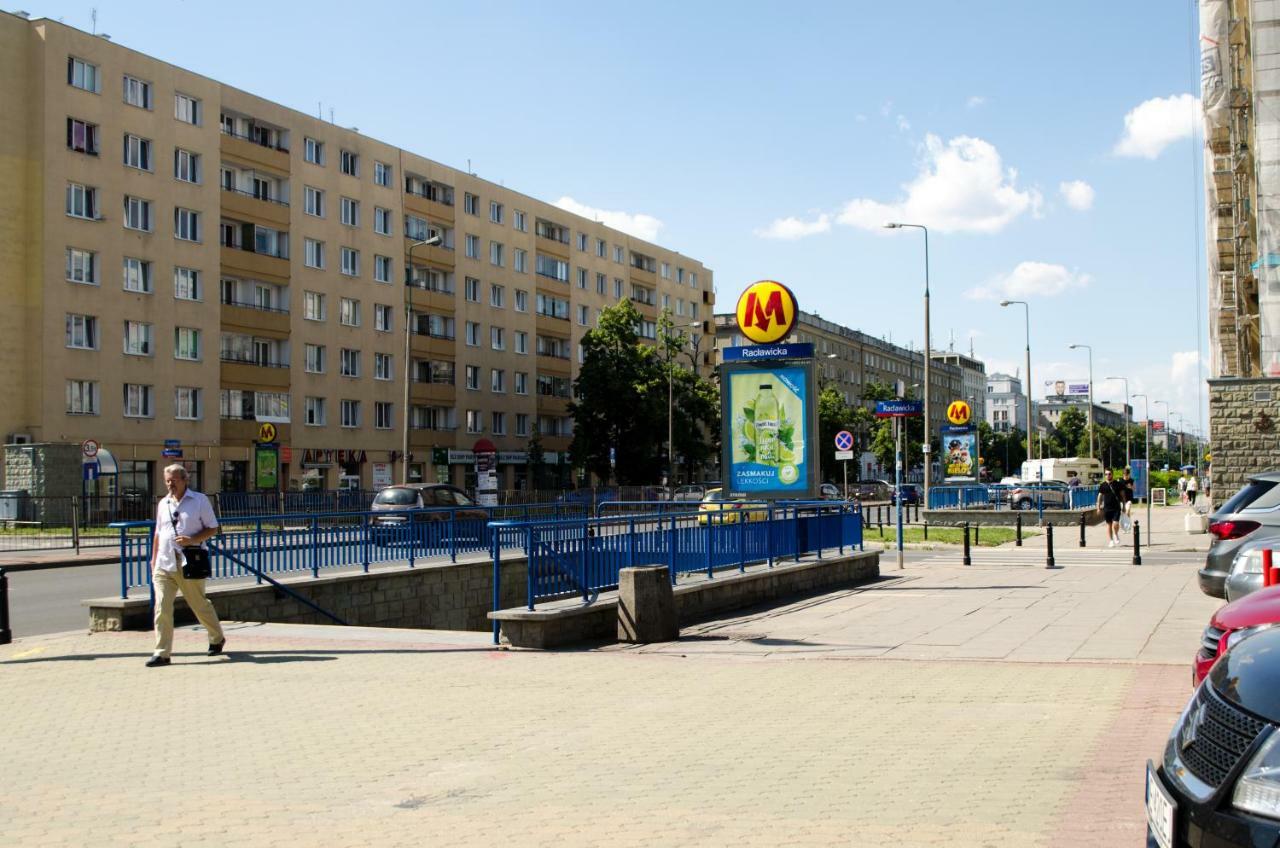 New Life Apartment Next To Metro Station Varşova Dış mekan fotoğraf